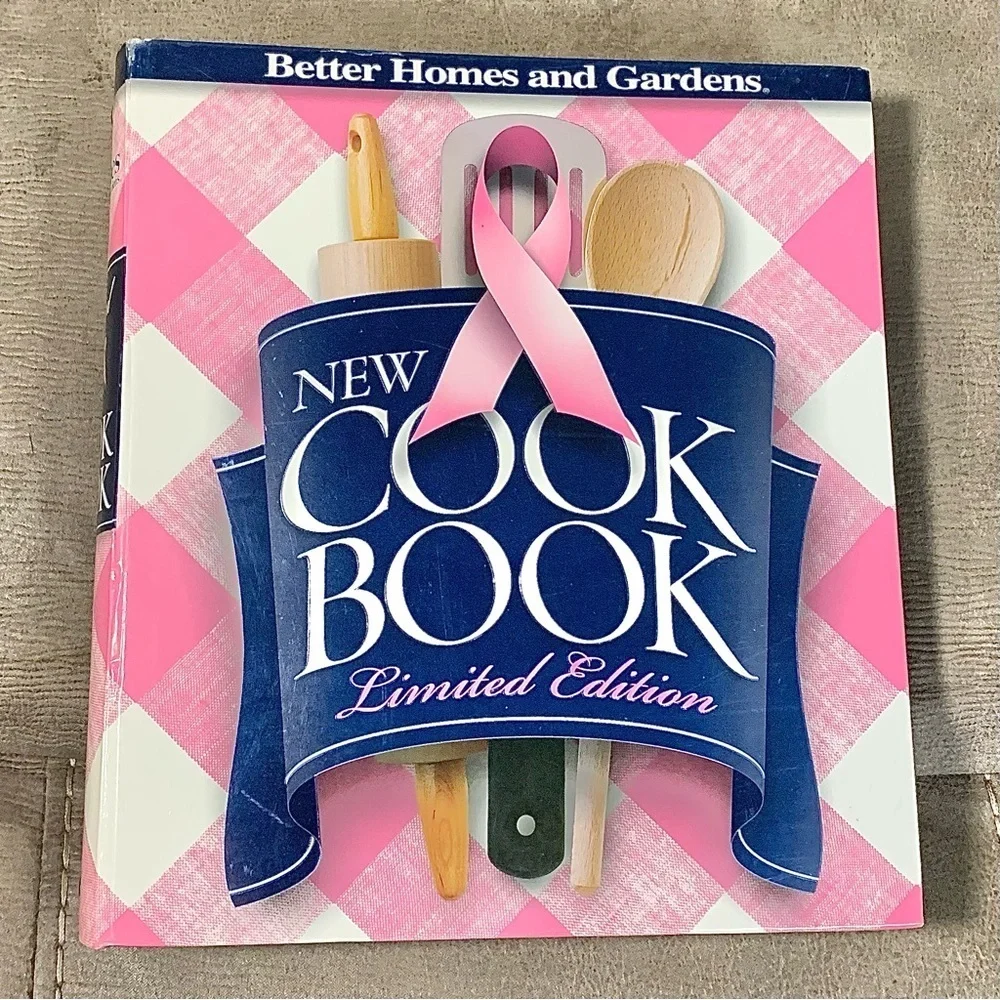 🎒BTS SALE📚 Better Homes and Gardens New Cook Book: Pink Plaid